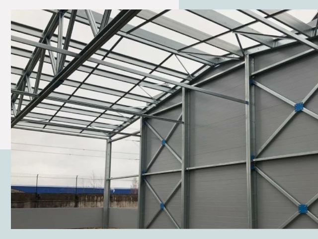 Каркасные ангары от СтальСтрой-Ггр по цене от 624 руб.